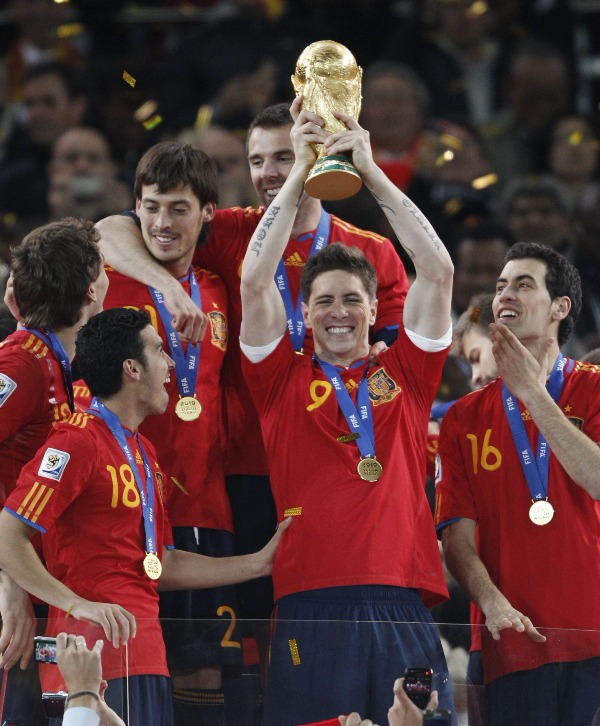 美国横扫西班牙,托雷斯惊艳世界 美国横扫西班牙,托雷斯惊艳世界