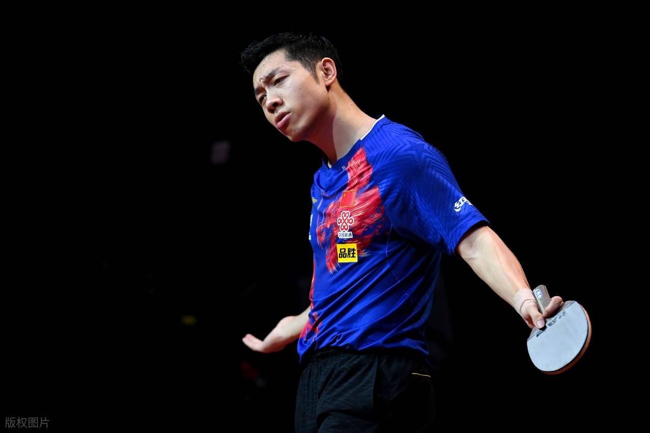 波兰乒乓球队轻取英国乒乓球队，许昕关键制胜