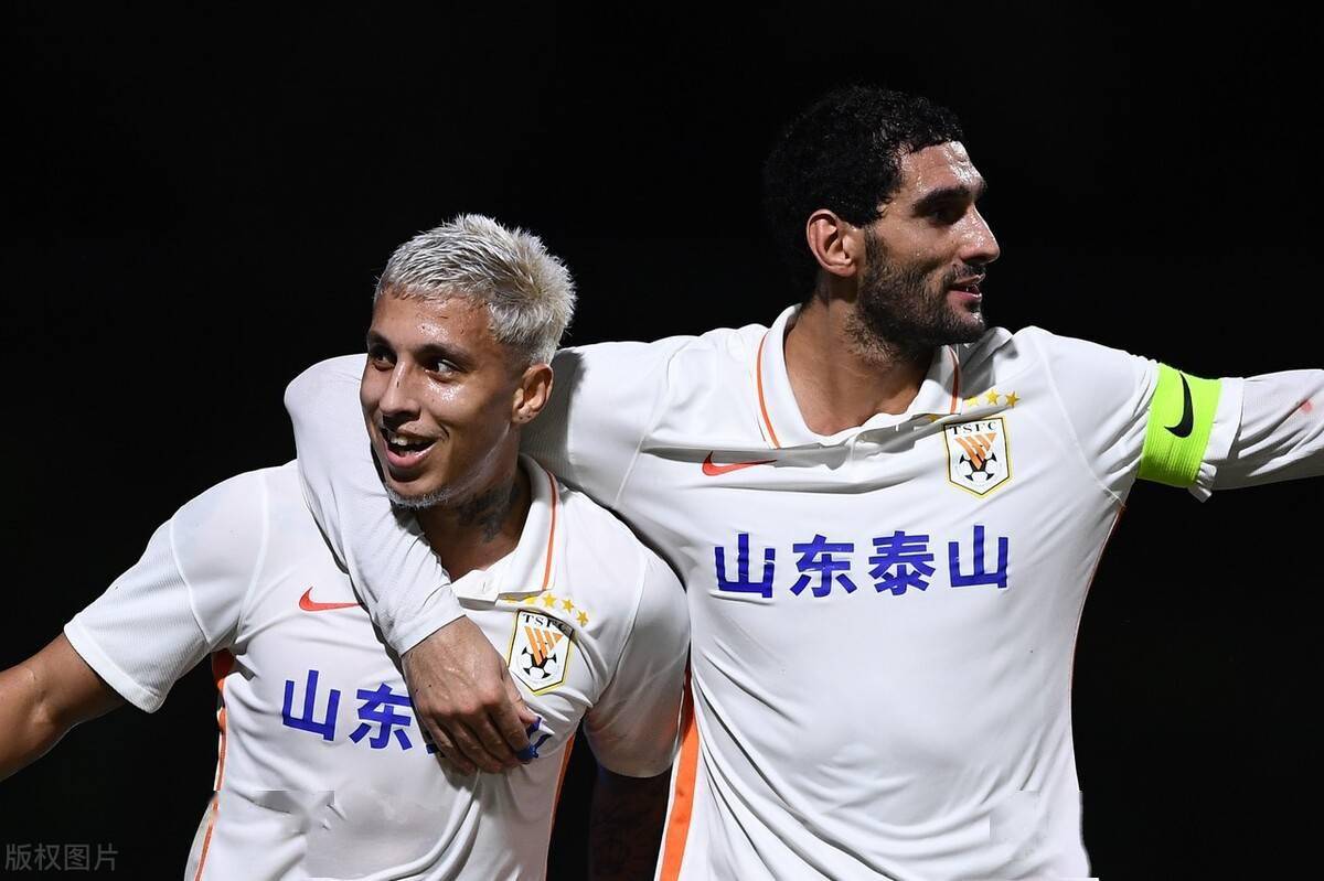 江苏队鏖战广东队，克莱带队取胜