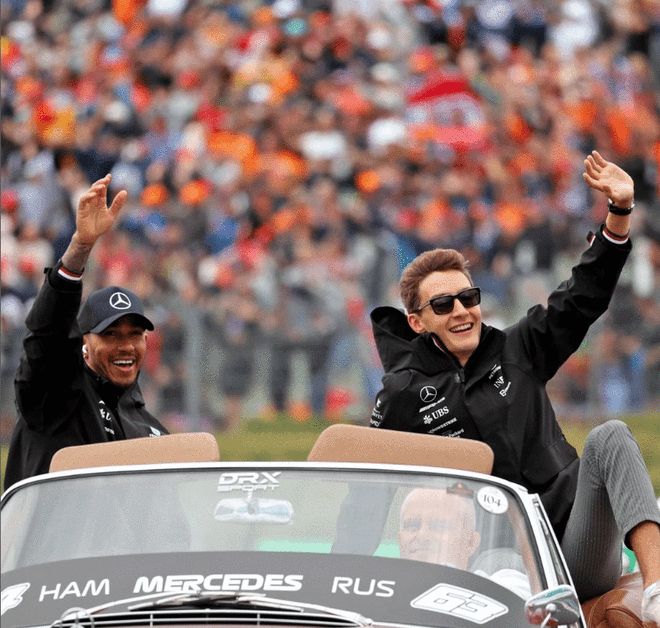 阿斯顿马丁绝杀威廉姆斯，皮亚斯特里高光表现