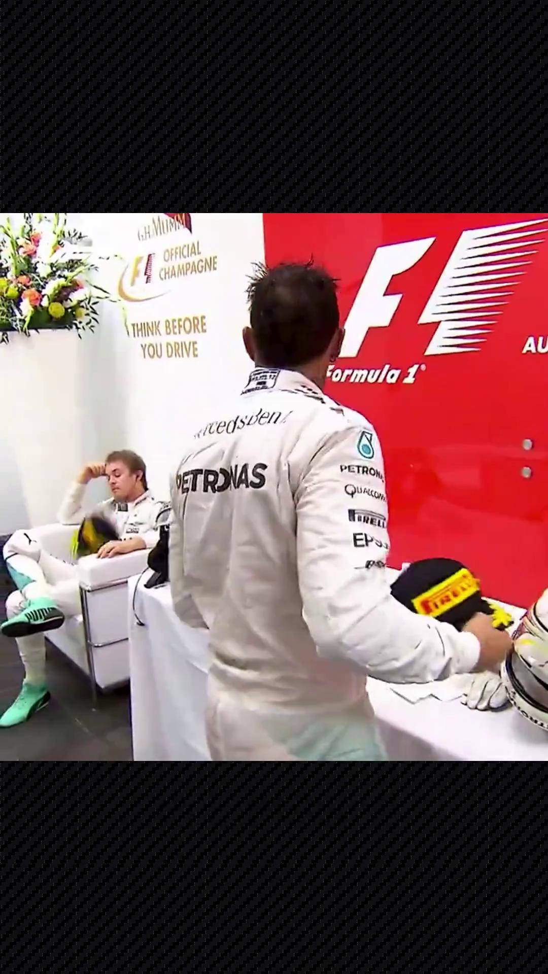 威廉姆斯碾压哈斯车队，汉密尔顿高光表现