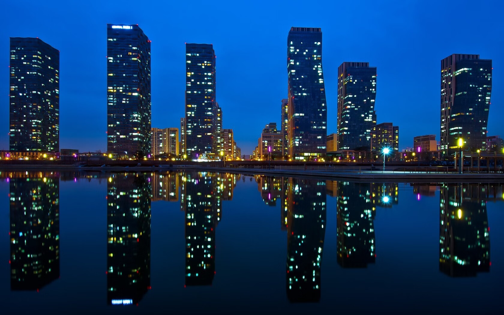 金色弧线与喧嚣泡沫，奥亚尔萨瓦尔一瞬，冰封排名争夺战