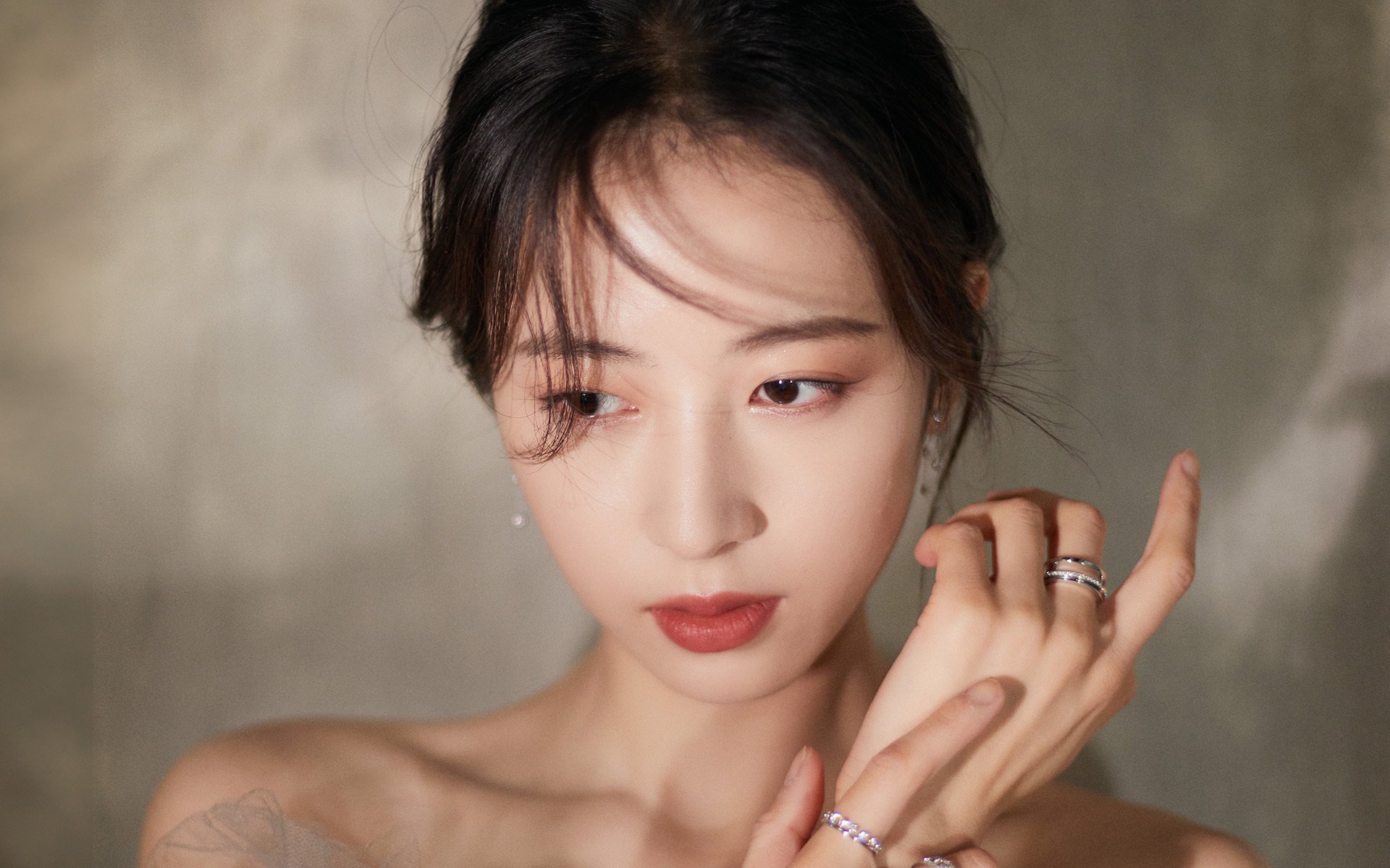 极速与对抗，当F1引擎轰鸣篮球馆，雷霆以科技风暴全面压制上海